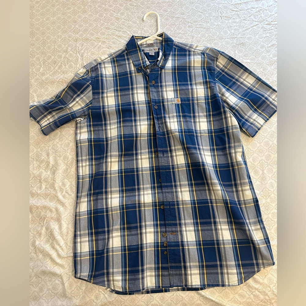 Men’s button up Carhartt shirt